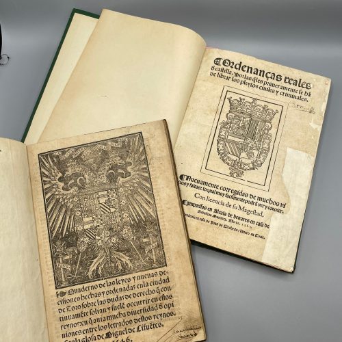 ORDENANZAS REALES DE CASTILLA (1565) Y CUADERNO DE LAS LEYES Y NUEVAS DECISIONES HECHAS Y ORDENADAS EN LA CIUDAD DE TORO (1546). 2 VOL.